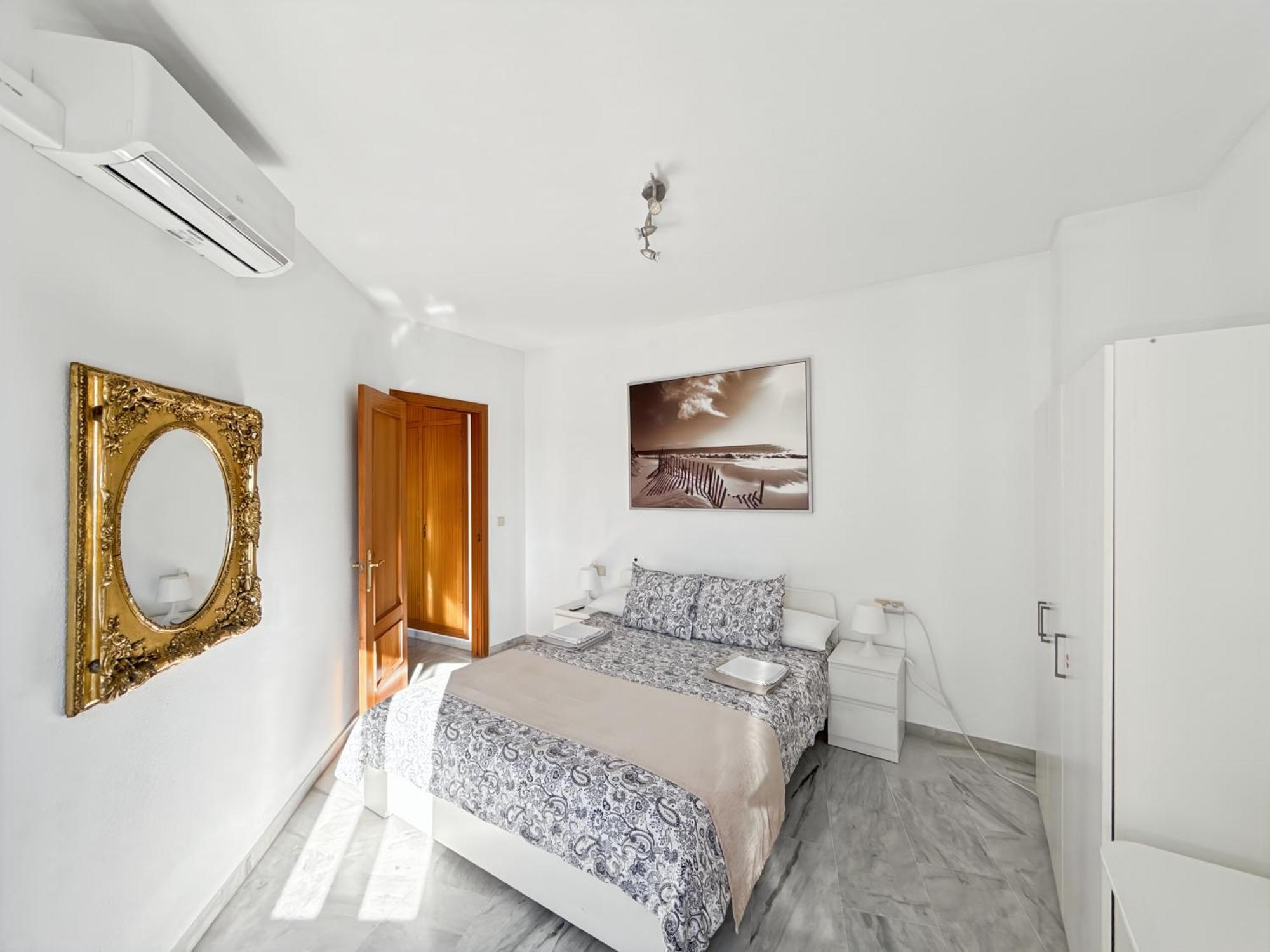 Exclusive Malaga Apartments With Cathedral Views And Auto Check-In Экстерьер фото
